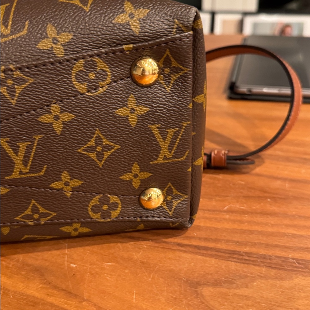 Louis Vuitton Brown Monogram Canvas with Black Center Shoulder Bag - Picture 4 of 5